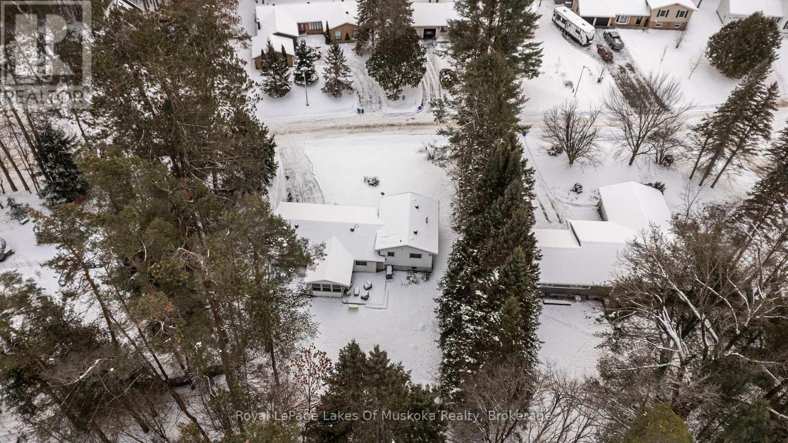 Call now to arrange your personal tour! - 5 Brobst Forest Crescent, Bracebridge (Monck (Bracebridge)), ON - Outdoor With View