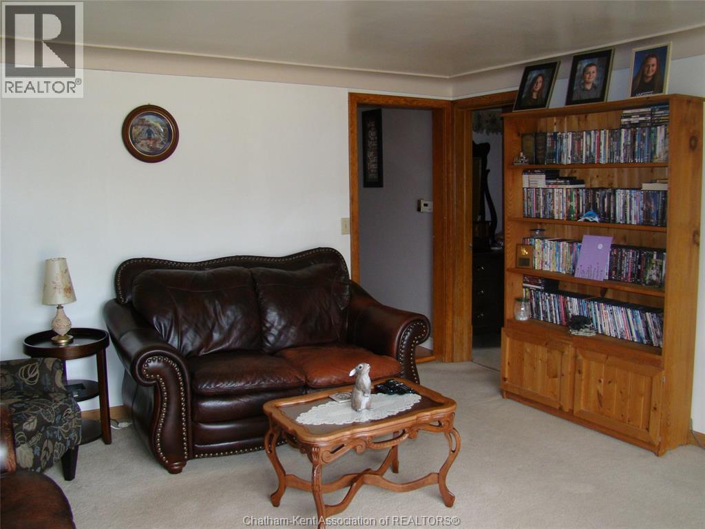 7914 Haggerty Road, Dawn-Euphemia, ON - Indoor Photo Showing Other Room