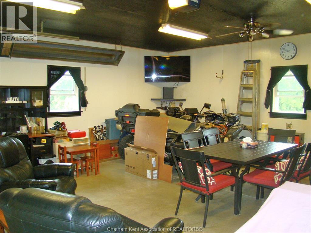 7914 Haggerty Road, Dawn-Euphemia, ON - Indoor