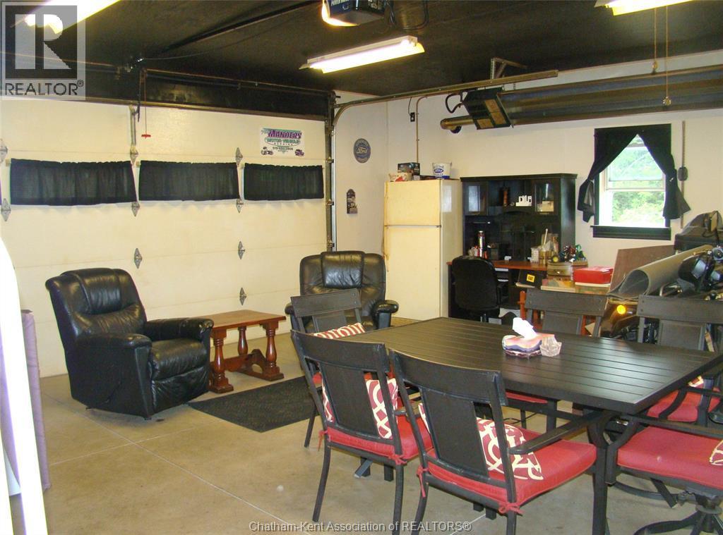 7914 Haggerty Road, Dawn-Euphemia, ON - Indoor Photo Showing Garage