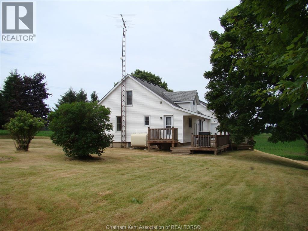 7914 Haggerty Road, Dawn-Euphemia, ON - Outdoor With Deck Patio Veranda