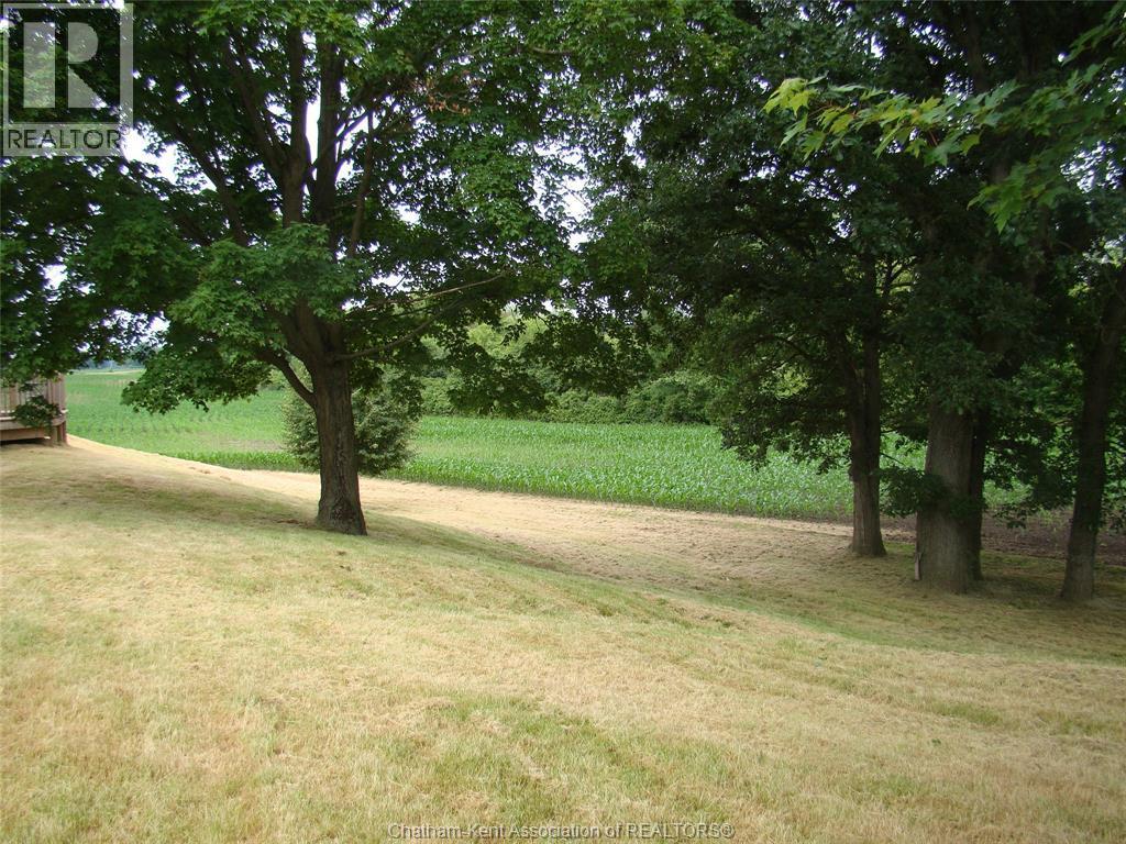 7914 Haggerty Road, Dawn-Euphemia, ON - Outdoor