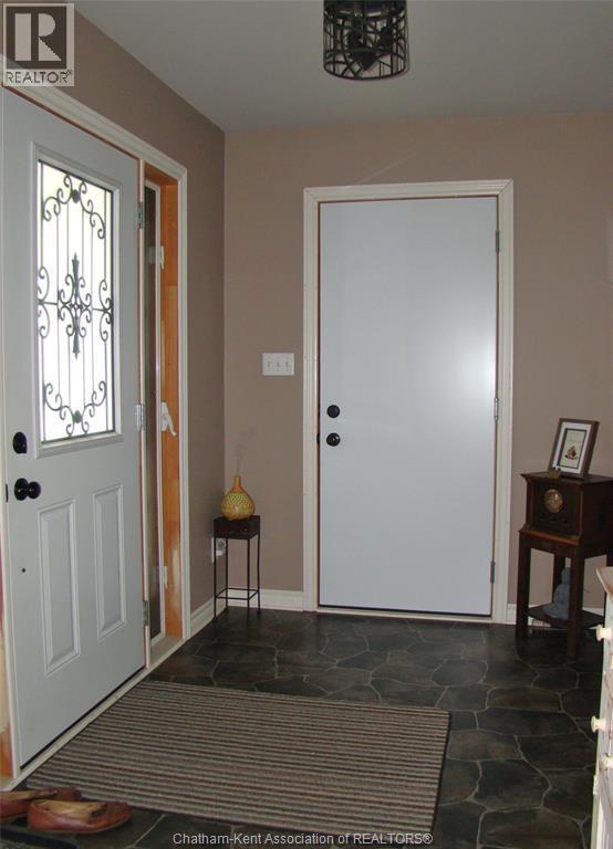 7914 Haggerty Road, Dawn-Euphemia, ON - Indoor Photo Showing Other Room