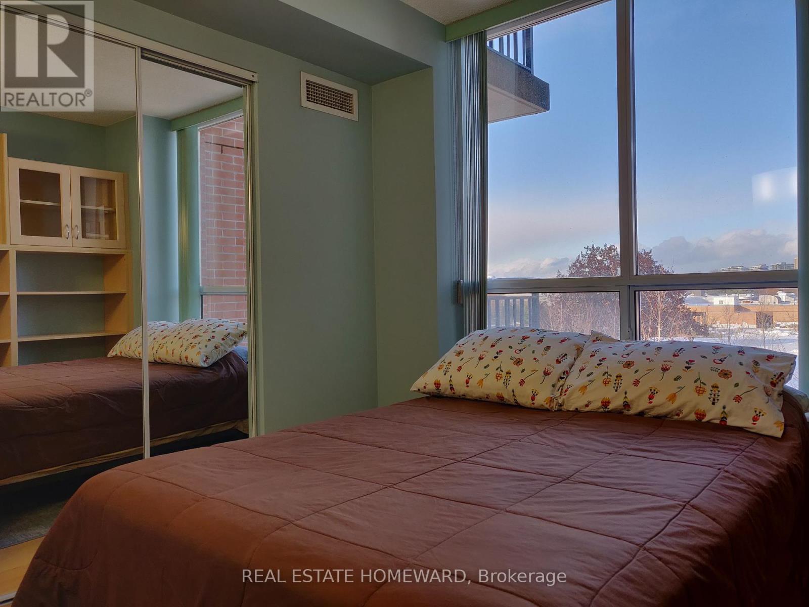 607 - 1103 Leslie Street, Toronto, ON - Indoor Photo Showing Bedroom
