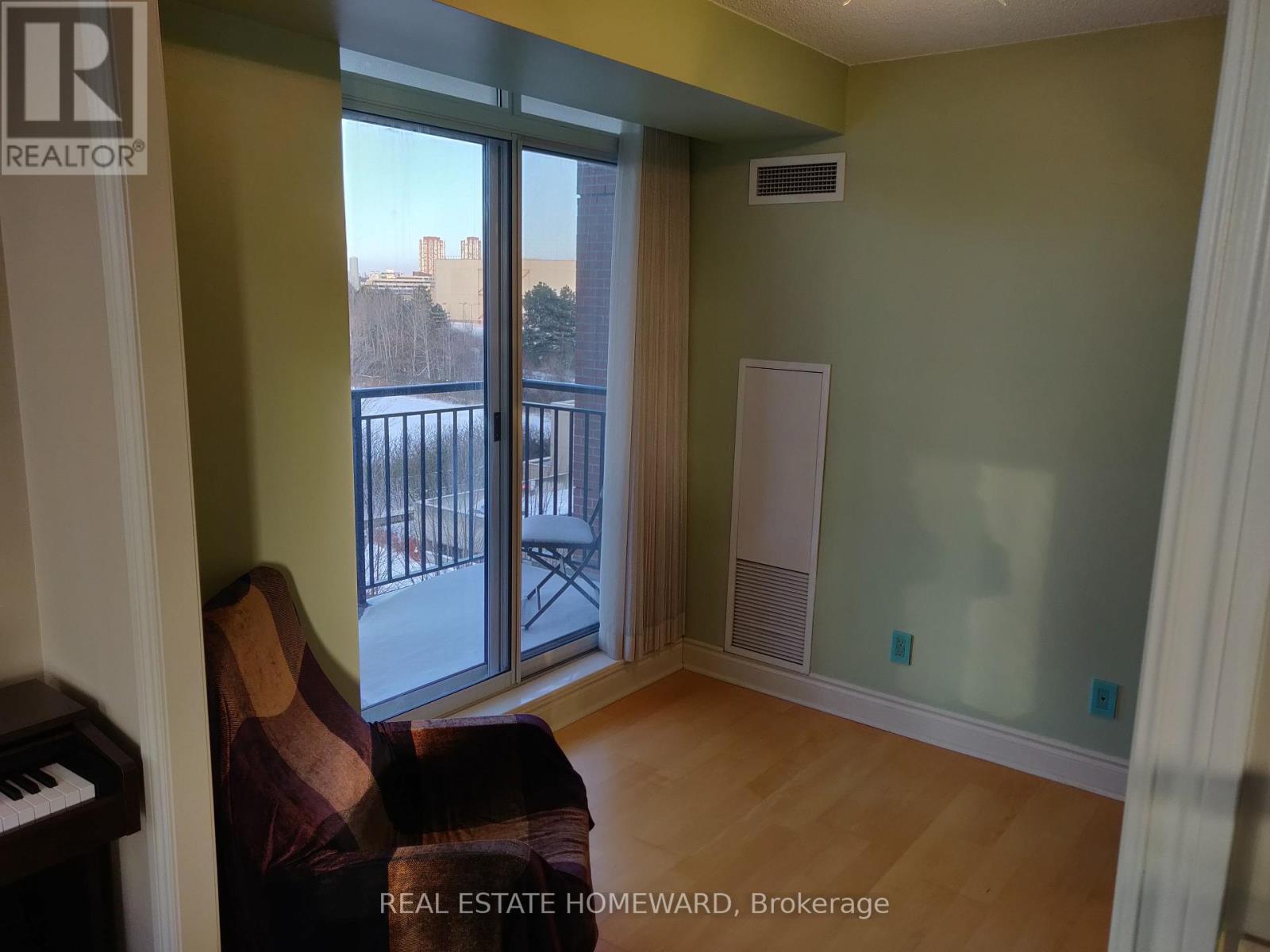 607 - 1103 Leslie Street, Toronto, ON - Indoor Photo Showing Other Room