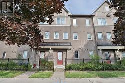 496 ROSSLAND ROAD W Ajax, ON L1T 0N5