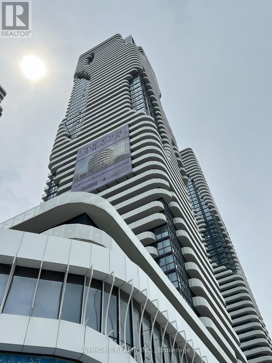 3612 - 8 Interchange Way, Vaughan, ON - Outdoor