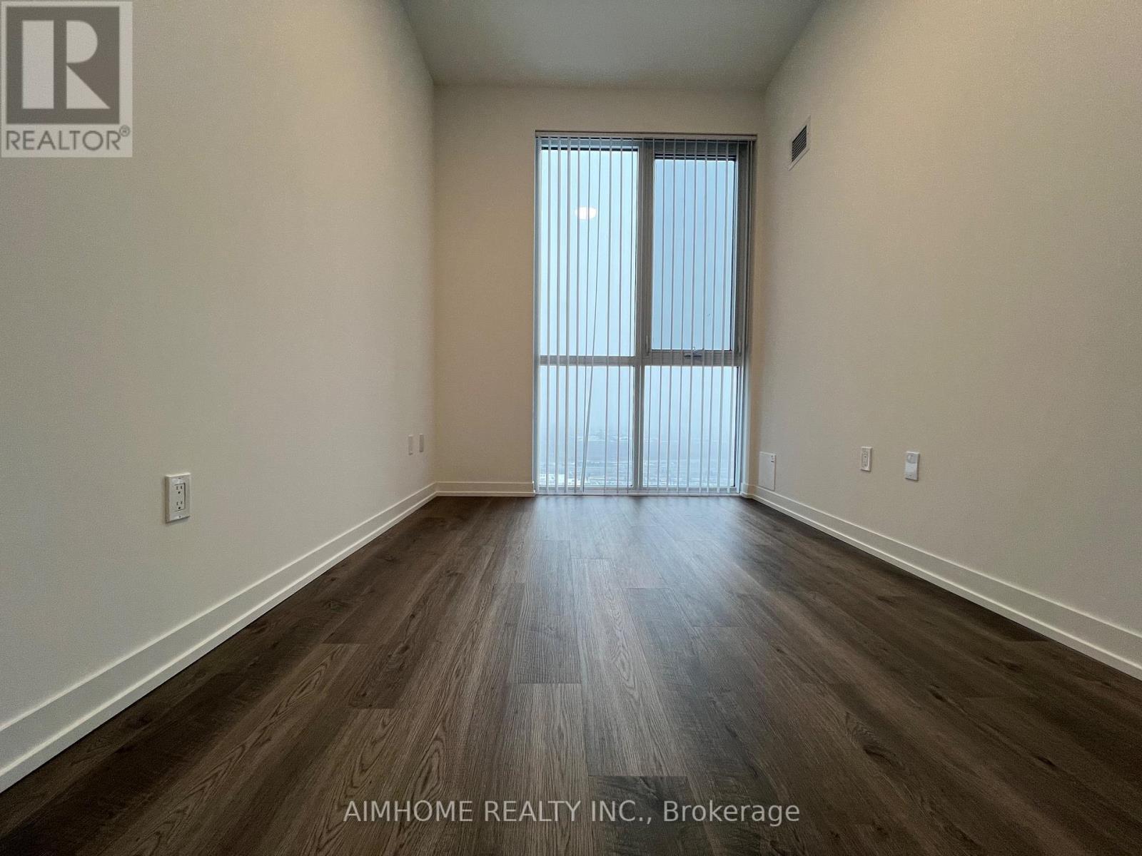 3612 - 8 Interchange Way, Vaughan, ON - Indoor Photo Showing Other Room