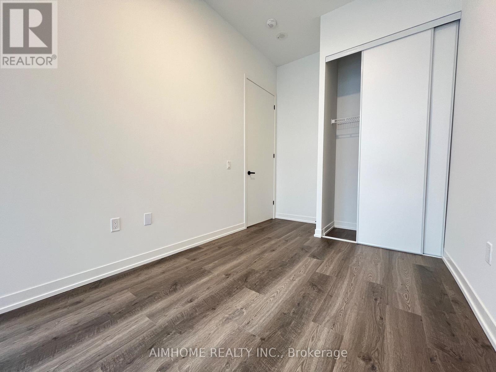3612 - 8 Interchange Way, Vaughan, ON - Indoor Photo Showing Other Room