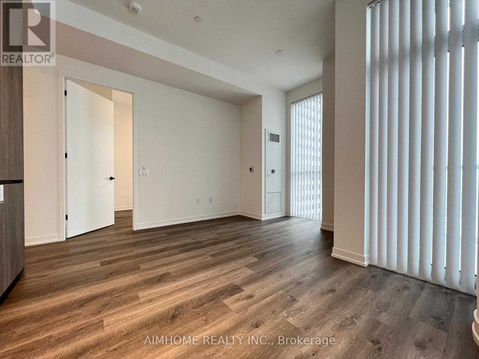 3612 - 8 Interchange Way, Vaughan, ON - Indoor Photo Showing Other Room