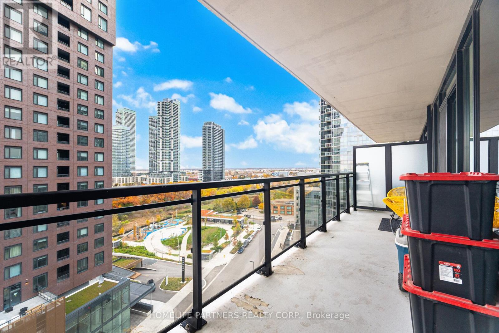 1006 - 2910 Highway 7 Road W, Vaughan, ON - Outdoor With Balcony