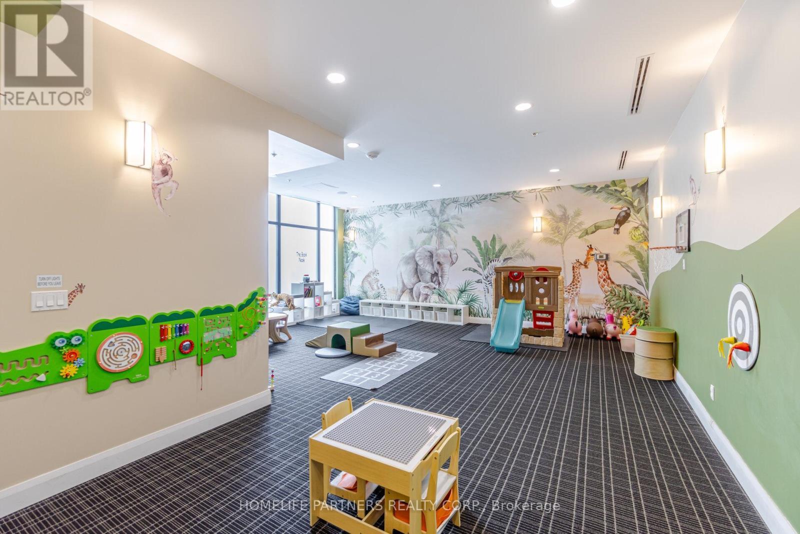 1006 - 2910 Highway 7 Road W, Vaughan, ON - Indoor Photo Showing Other Room