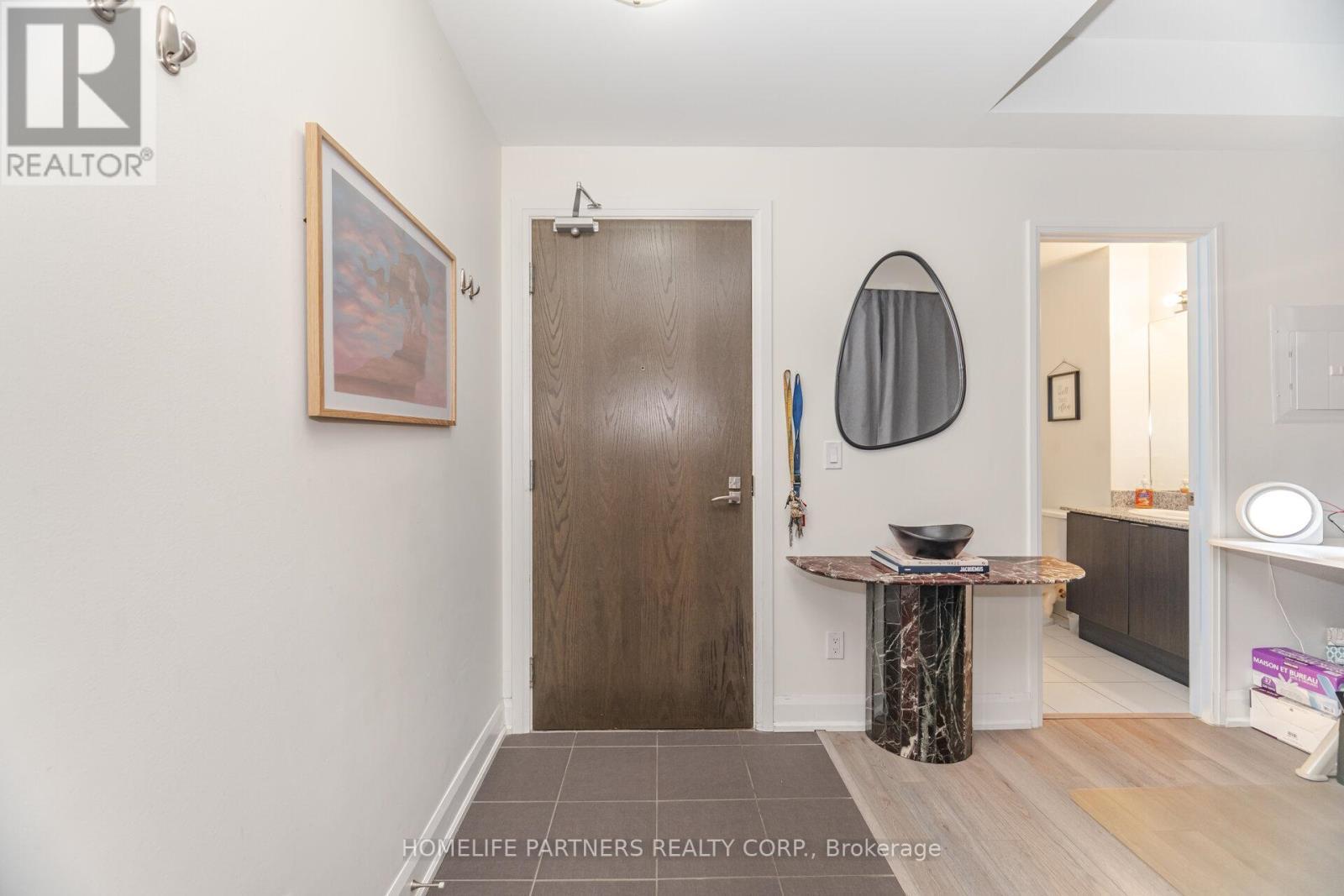 1006 - 2910 Highway 7 Road W, Vaughan, ON - Indoor Photo Showing Other Room