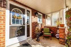 Charming porch -