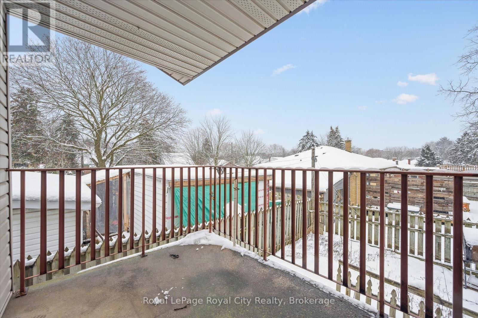 224 Delhi Street, Guelph (General Hospital), ON - Outdoor With Exterior