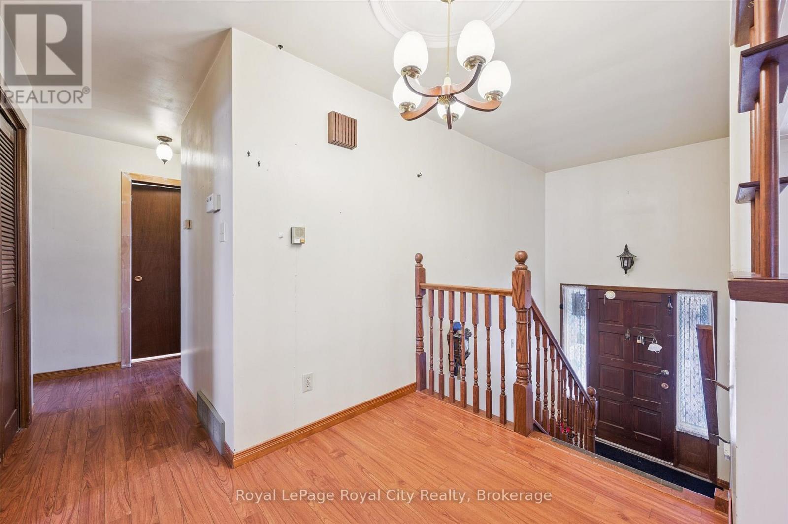 224 Delhi Street, Guelph (General Hospital), ON - Indoor Photo Showing Other Room