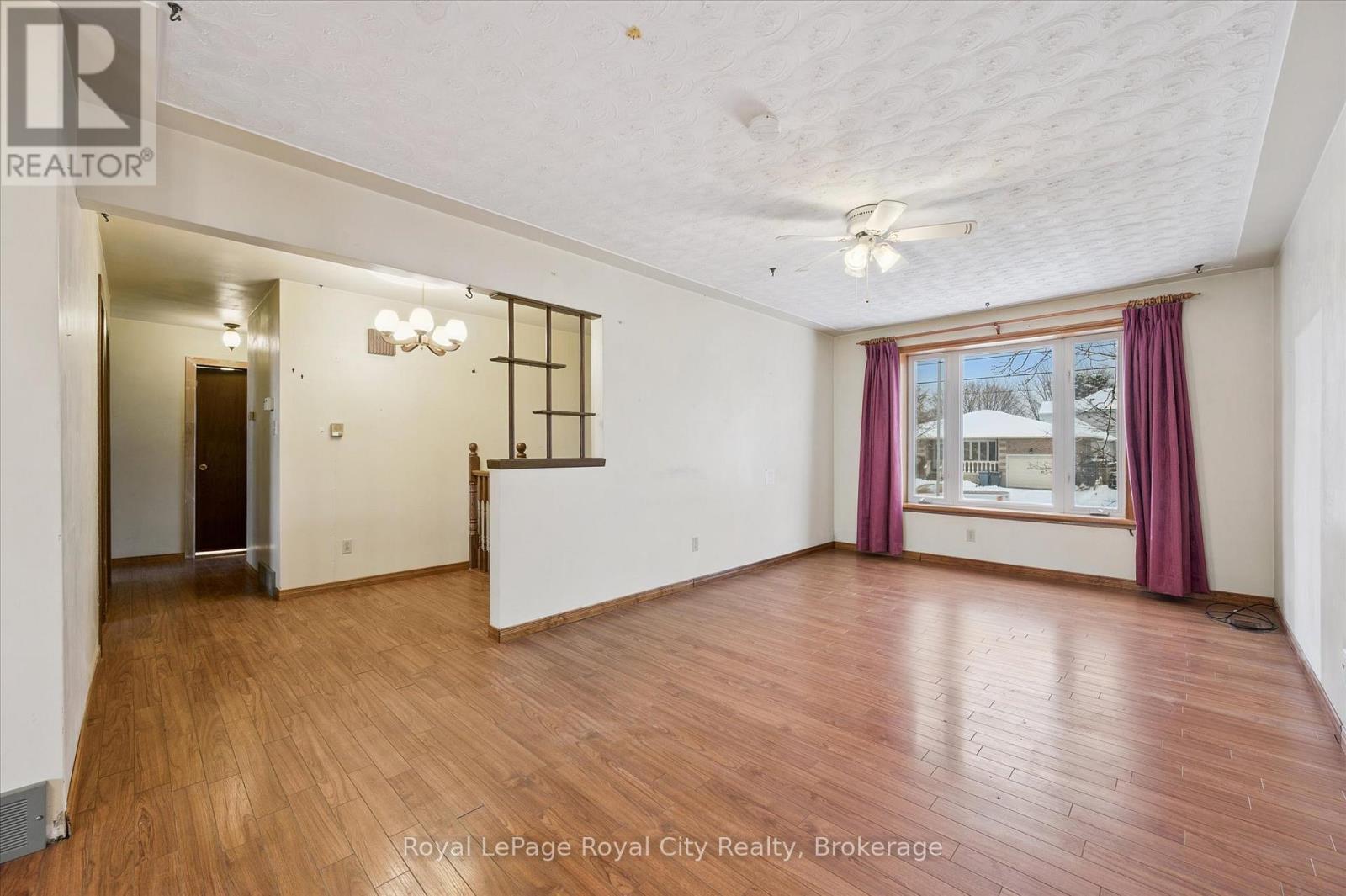 224 Delhi Street, Guelph (General Hospital), ON - Indoor Photo Showing Other Room