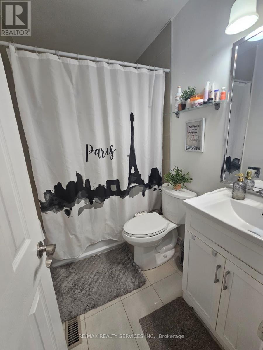 4 Trewartha Crescent, Brampton, ON - Indoor Photo Showing Bathroom