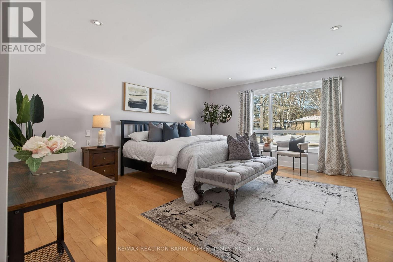 5 Sulgrave Crescent, Toronto, ON - Indoor Photo Showing Bedroom
