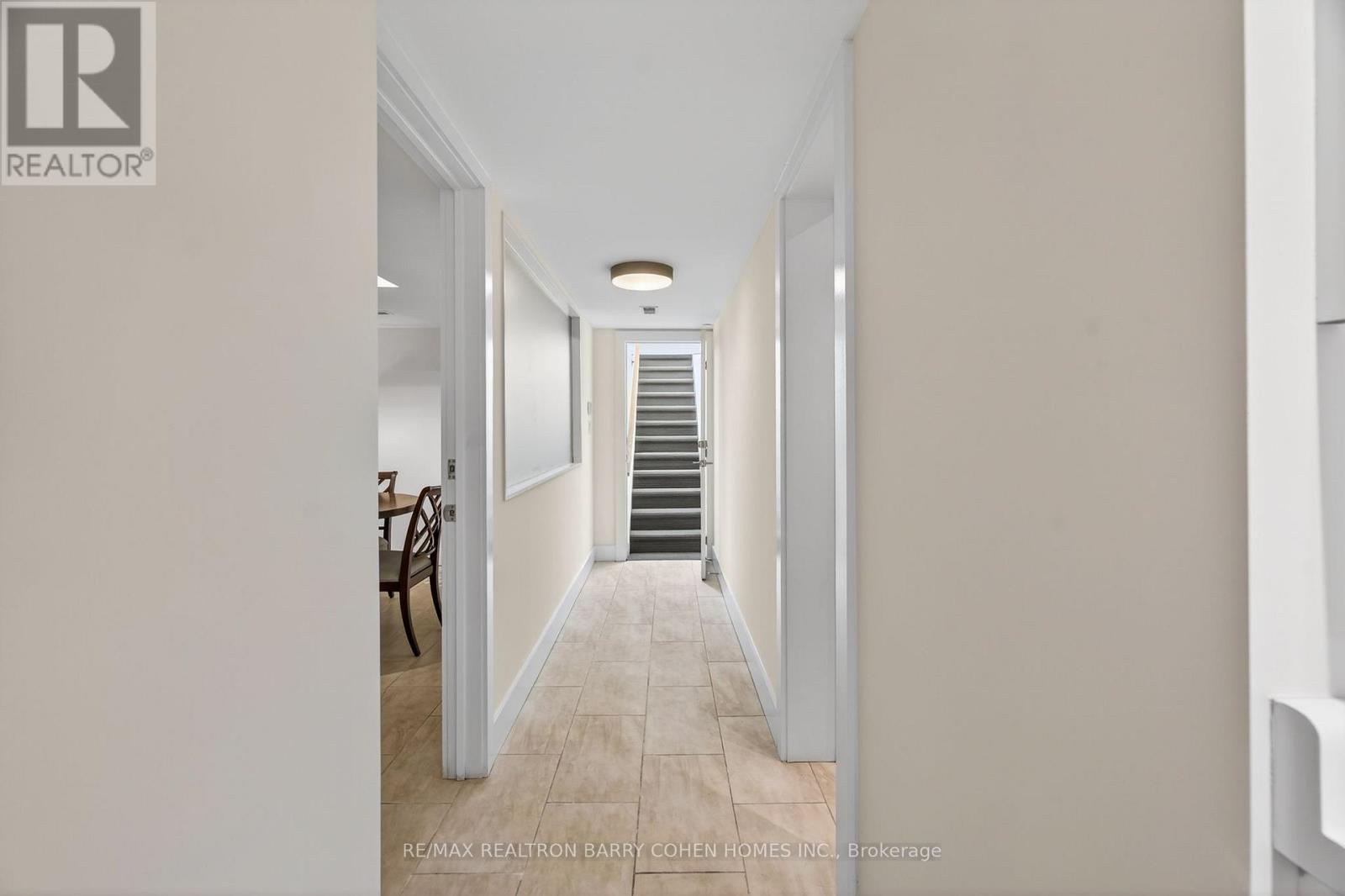 5 Sulgrave Crescent, Toronto, ON - Photo Showing Other Room