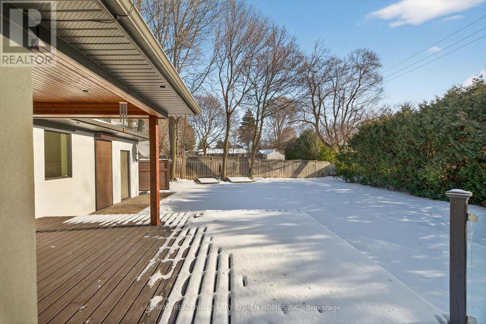 5 Sulgrave Crescent, Toronto, ON - Outdoor