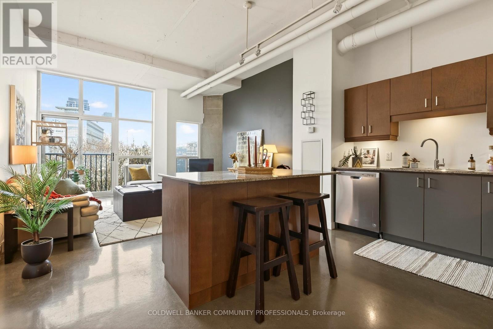 503 - 66 Bay Street S, Hamilton, ON - Indoor