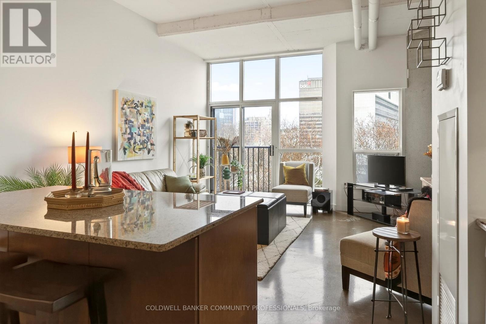 503 - 66 Bay Street S, Hamilton, ON - Indoor