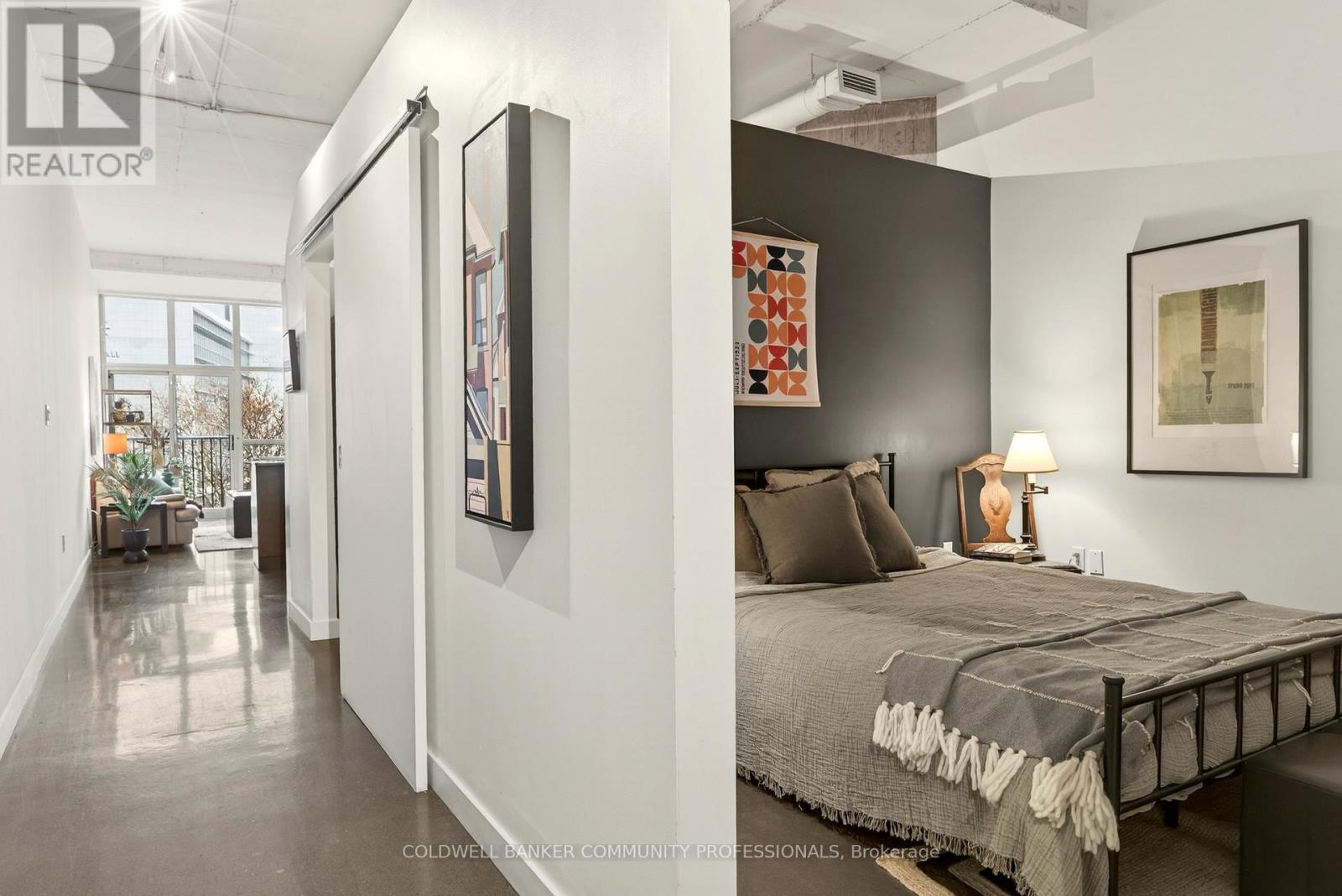 503 - 66 Bay Street S, Hamilton, ON - Indoor Photo Showing Bedroom