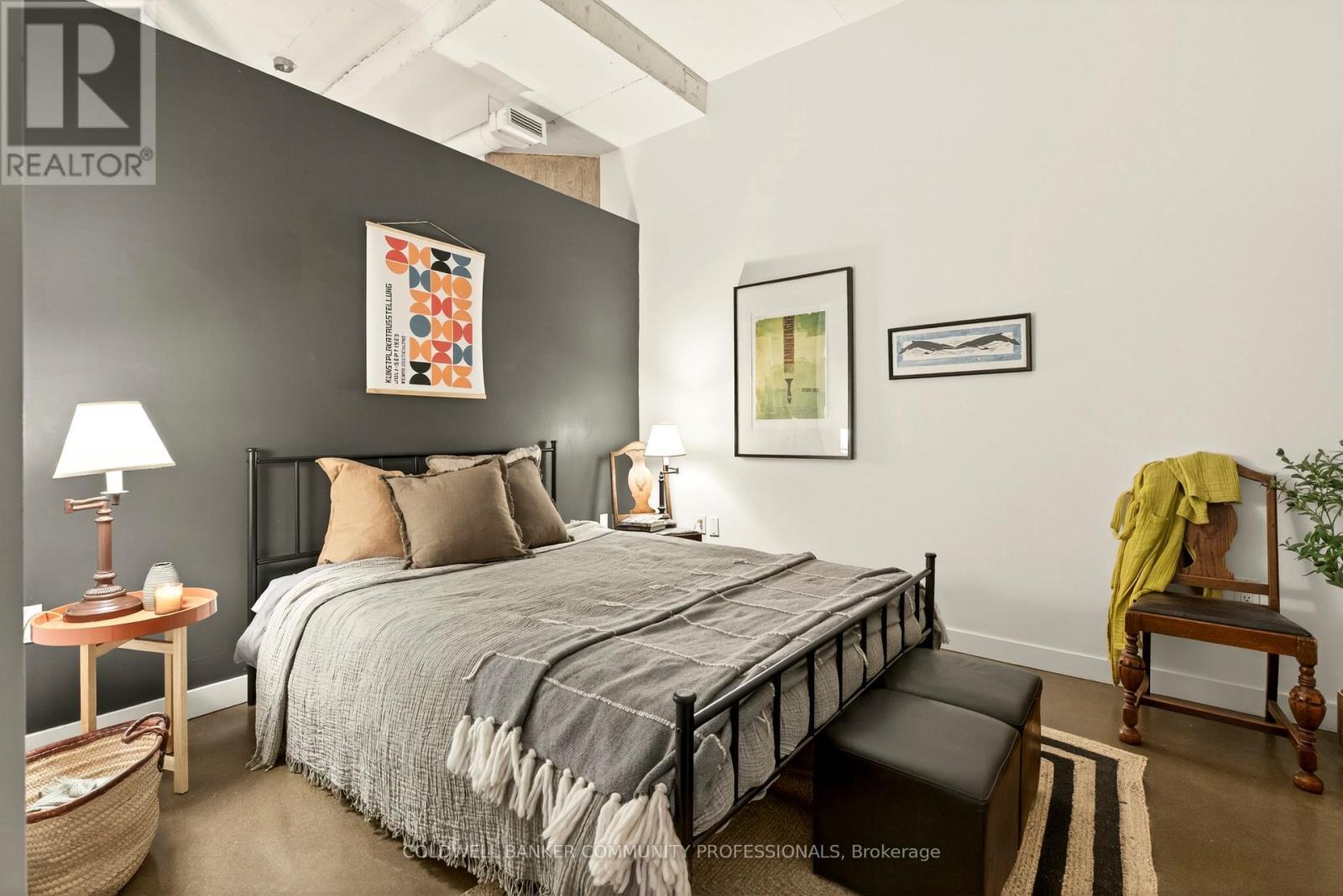 503 - 66 Bay Street S, Hamilton, ON - Indoor Photo Showing Bedroom