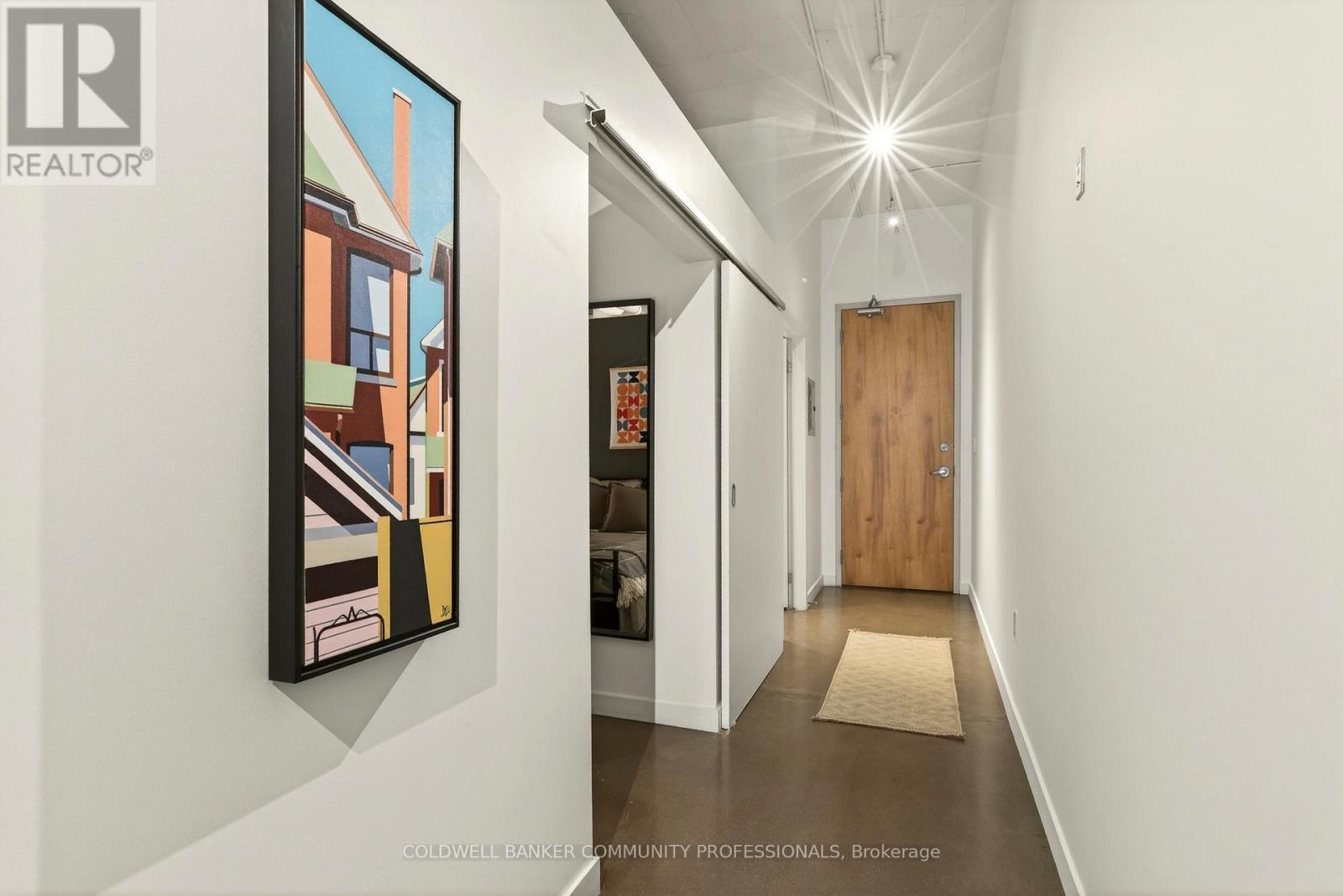 503 - 66 Bay Street S, Hamilton, ON - Indoor Photo Showing Other Room