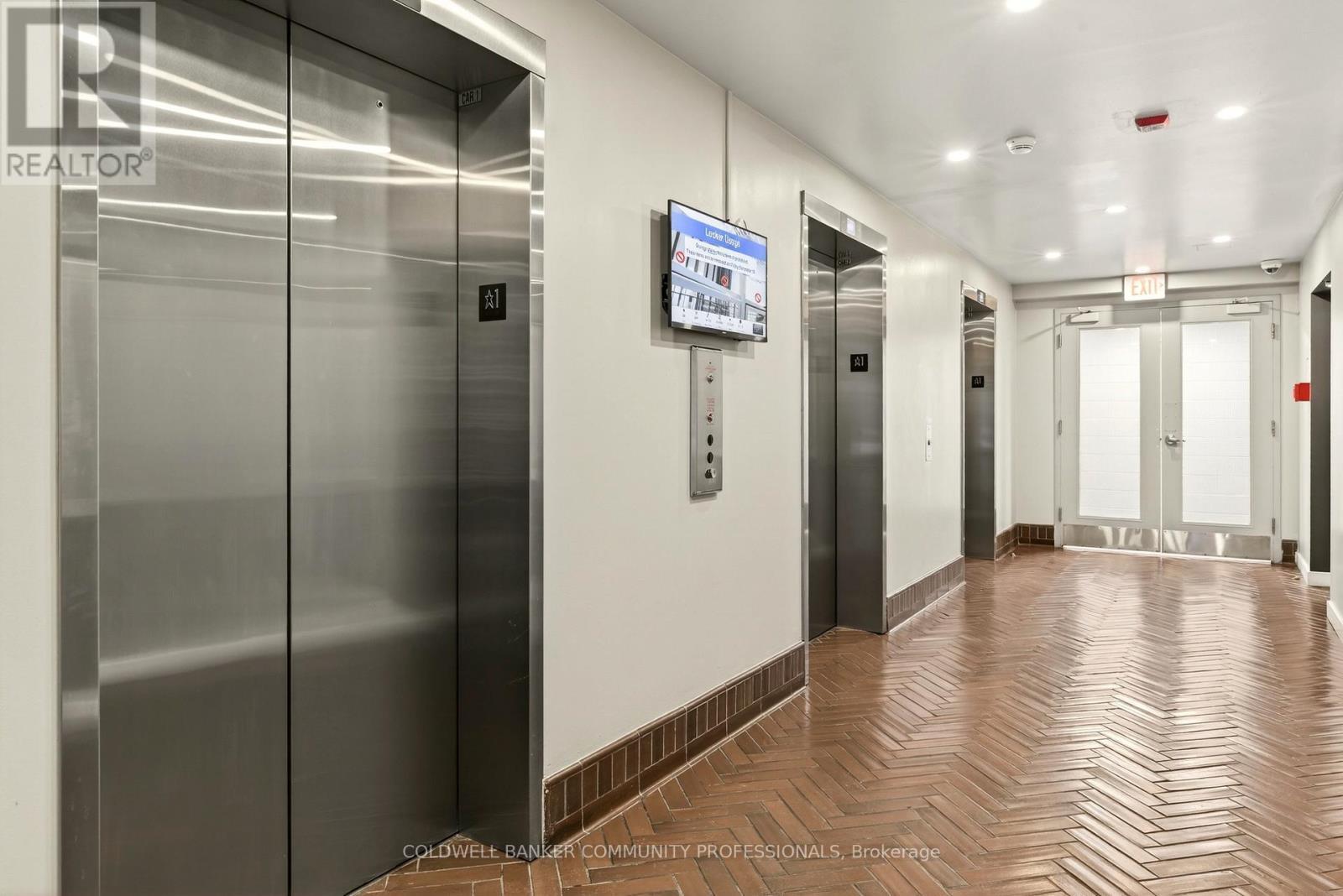 503 - 66 Bay Street S, Hamilton, ON - Indoor Photo Showing Other Room