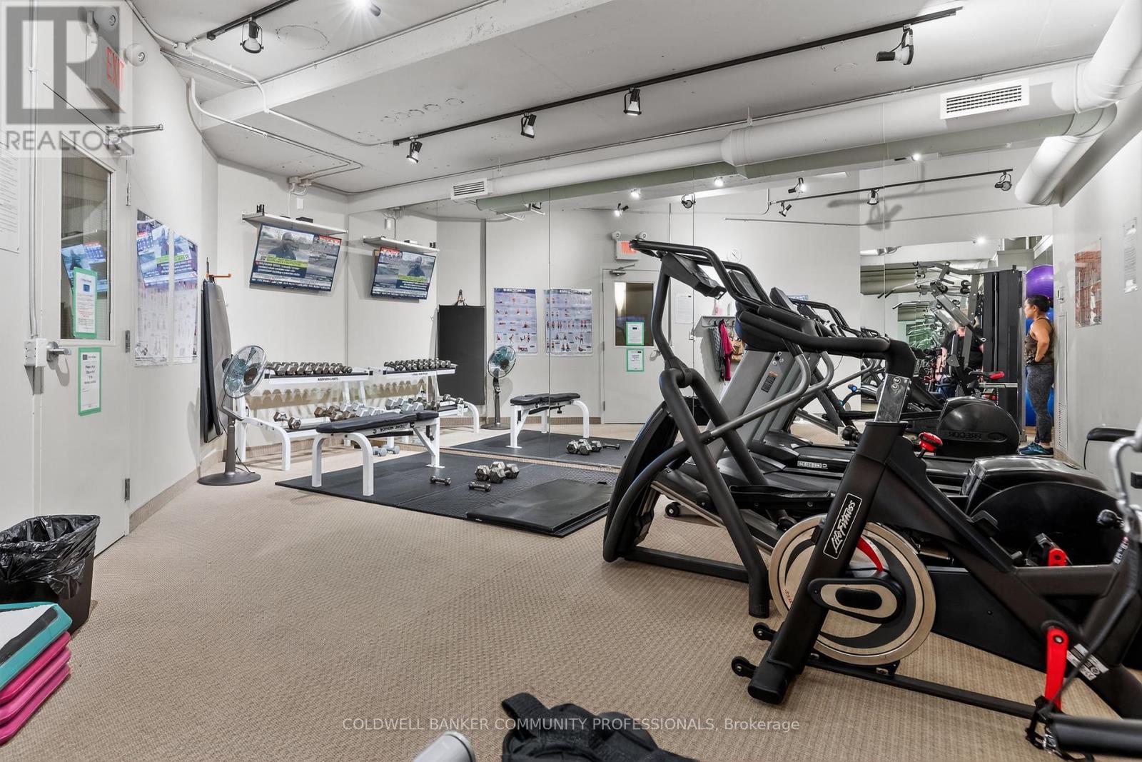 503 - 66 Bay Street S, Hamilton, ON - Indoor Photo Showing Gym Room