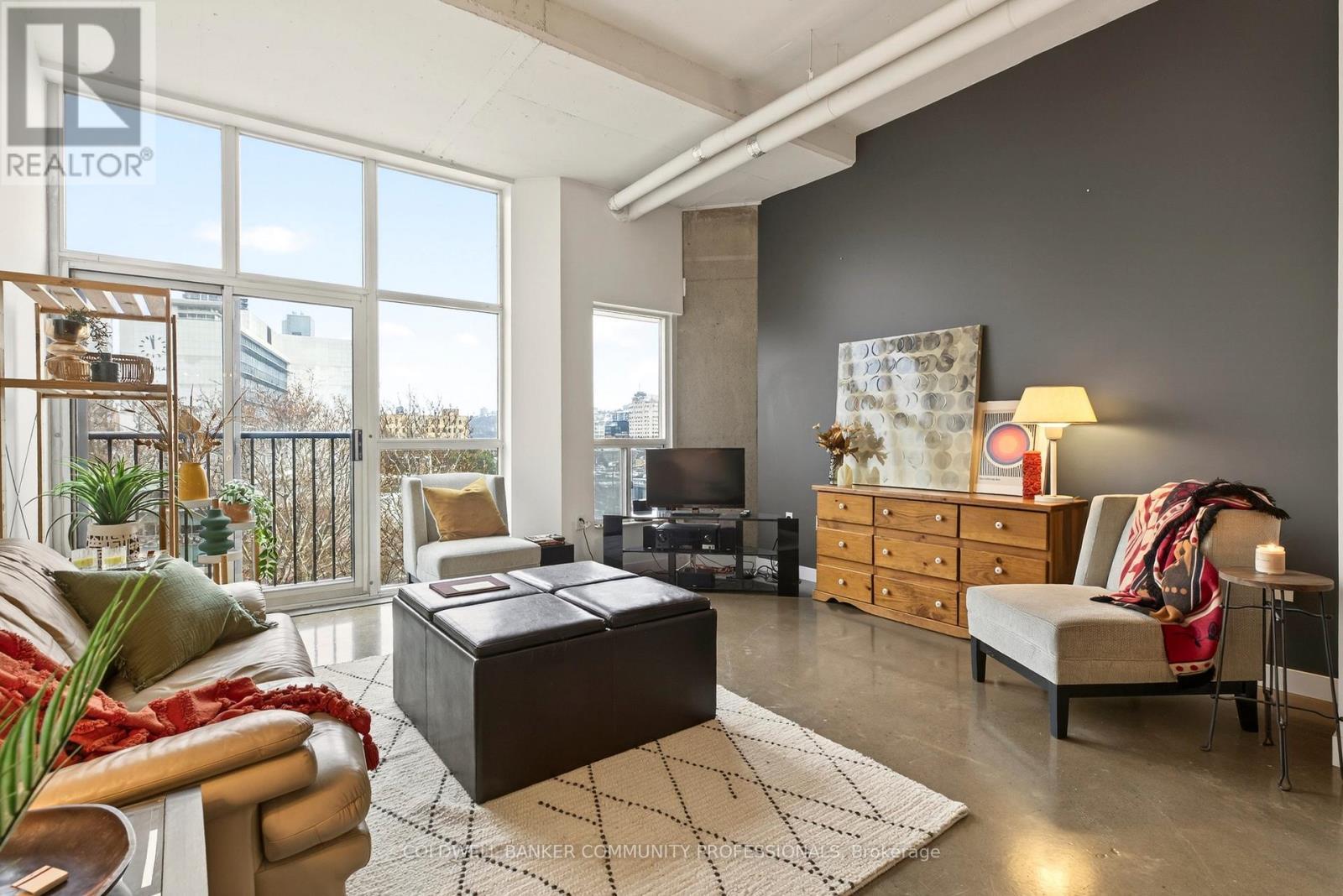 503 - 66 Bay Street S, Hamilton, ON - Indoor