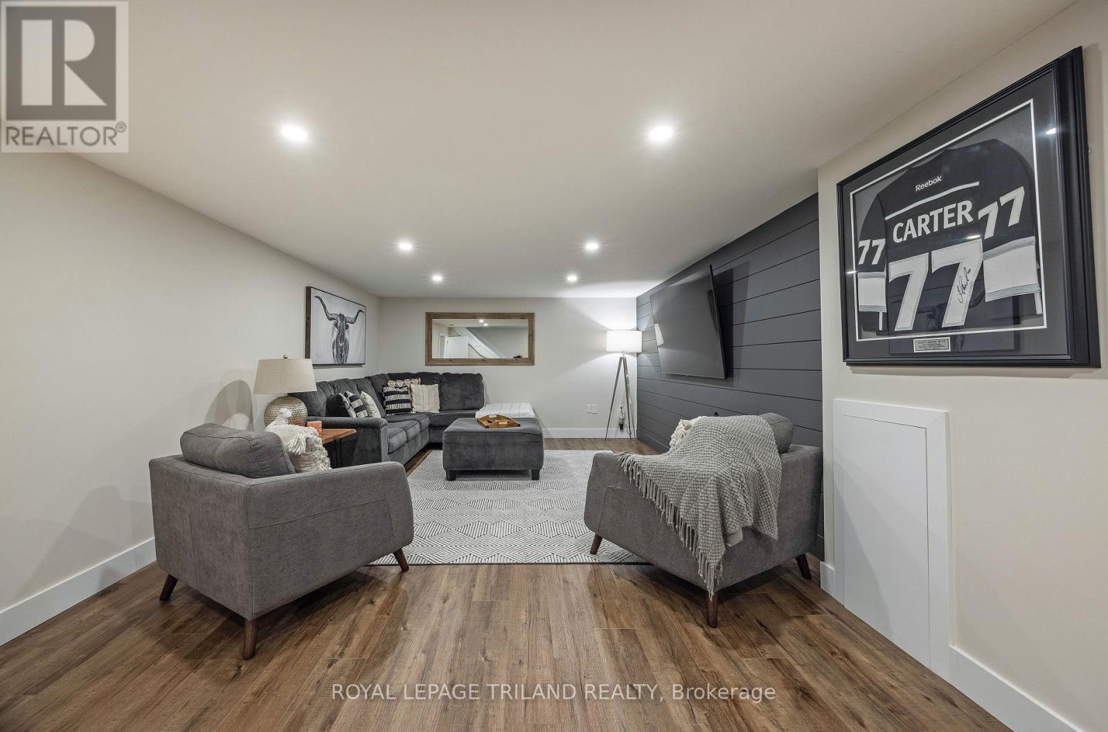 73 Mcleod Crescent, London North (North H), ON - Indoor