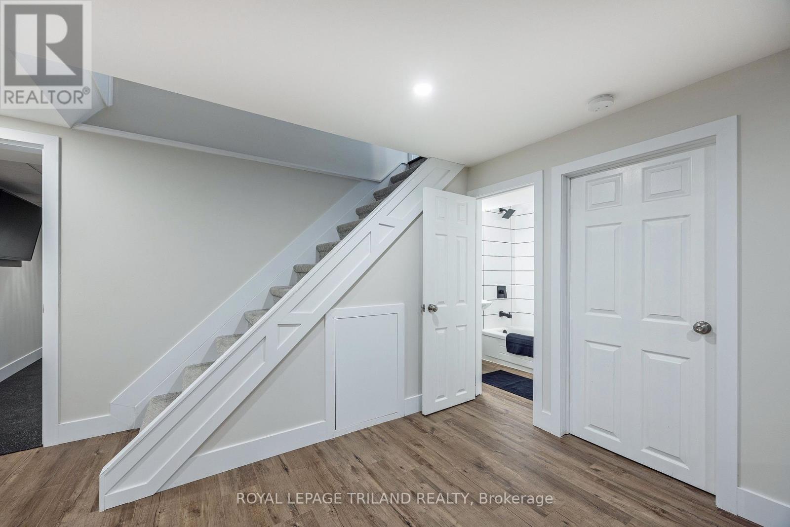 73 Mcleod Crescent, London North (North H), ON - Indoor Photo Showing Other Room