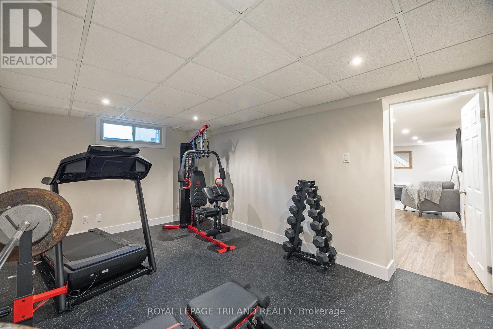 73 Mcleod Crescent, London North (North H), ON - Indoor Photo Showing Gym Room