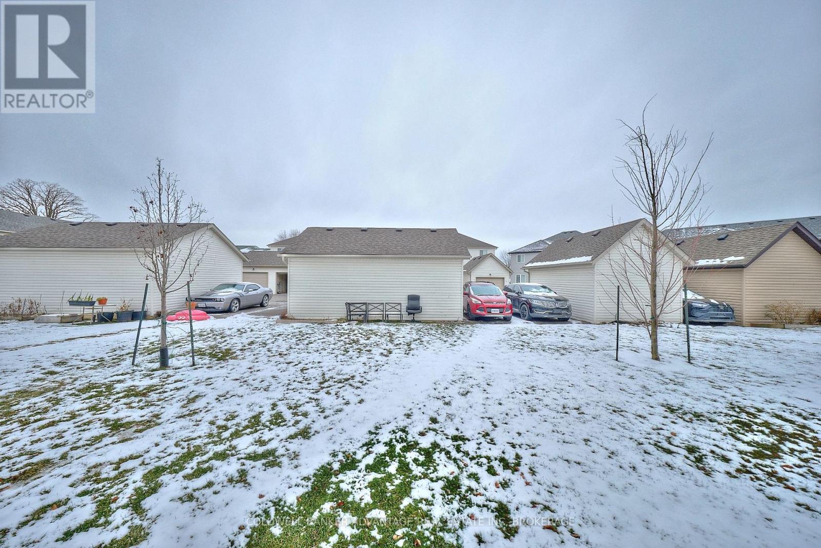 23 Perenack Avenue, Welland (Broadway), ON - Outdoor