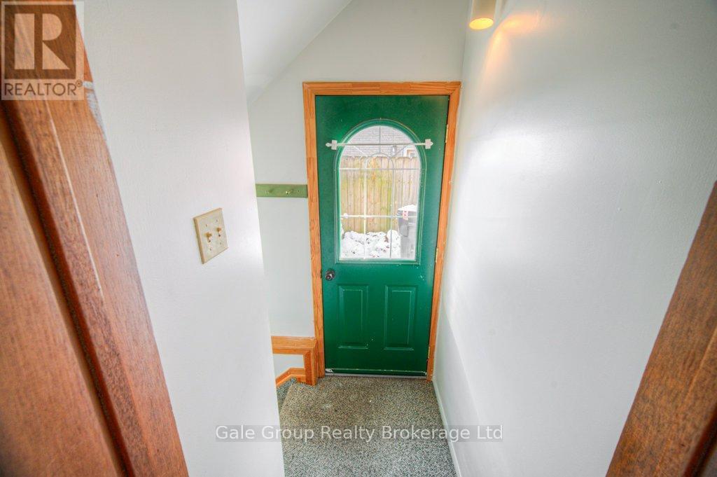 B - 808 Walter Street, Cambridge, ON - Indoor Photo Showing Other Room