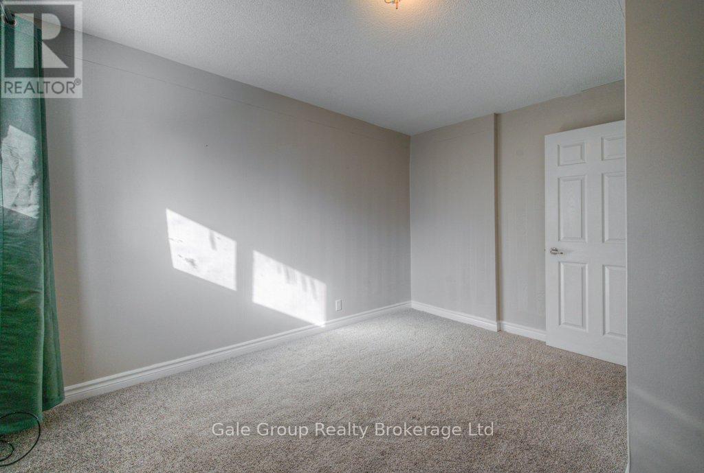 B - 808 Walter Street, Cambridge, ON - Indoor Photo Showing Other Room