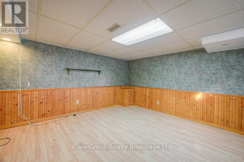 B - 808 Walter Street, Cambridge, ON - Indoor Photo Showing Other Room