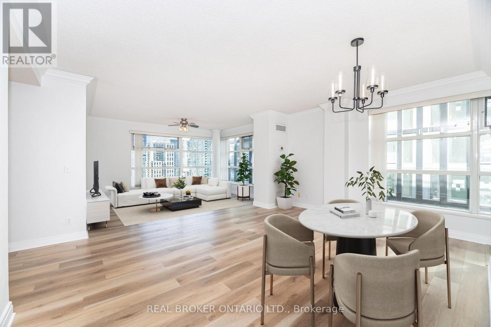Living & Dinning area combo - 2301 - 50 Lombard Street, Toronto, ON - Indoor