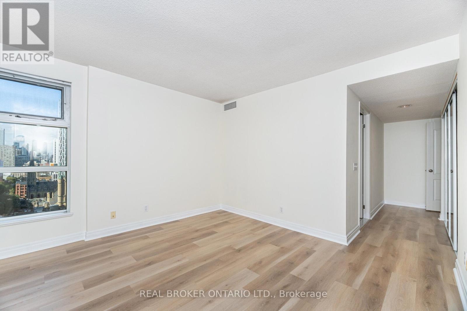 2301 - 50 Lombard Street, Toronto, ON - Indoor Photo Showing Other Room