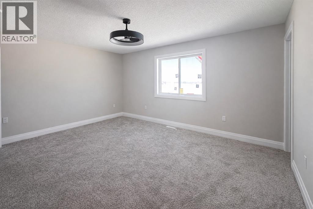 639 Ketter Way, Plympton-Wyoming, ON - Indoor Photo Showing Other Room