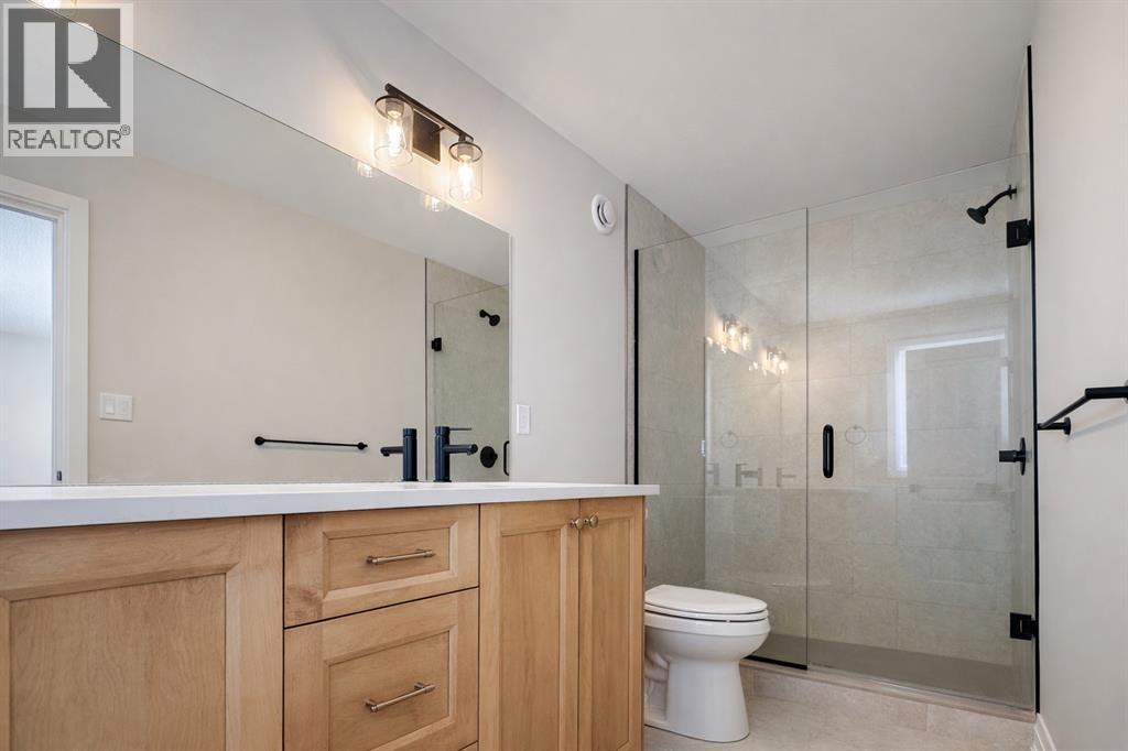 639 Ketter Way, Plympton-Wyoming, ON - Indoor Photo Showing Bathroom