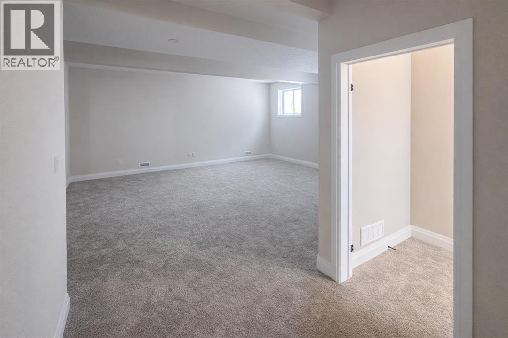 639 Ketter Way, Plympton-Wyoming, ON - Indoor Photo Showing Other Room