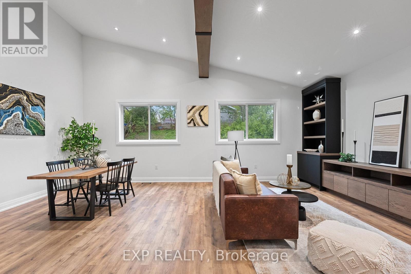 168 Berczy Street, Barrie, ON - Indoor