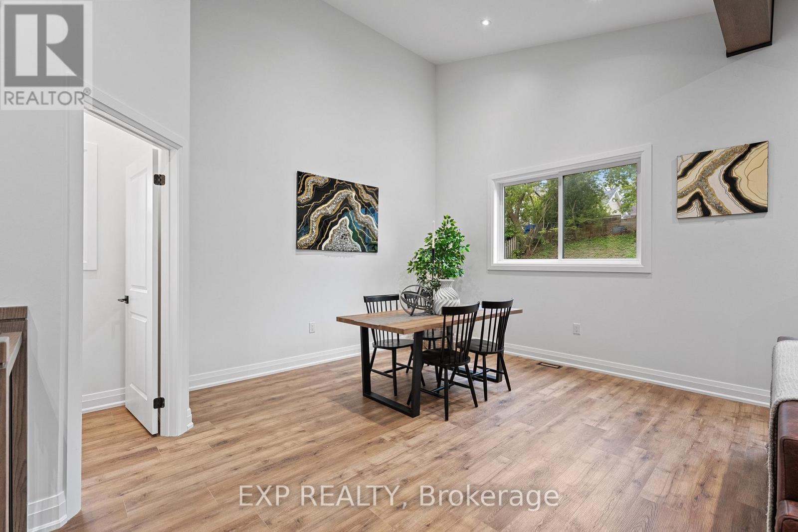 168 Berczy Street, Barrie, ON - Indoor