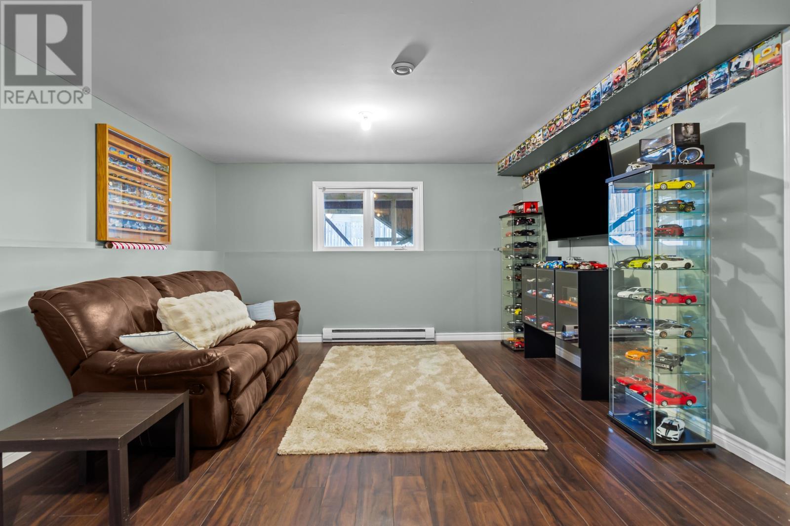 36 Cape Pine Street, St. John'S, NL - Indoor Photo Showing Other Room