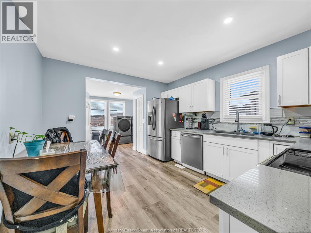 3691 Riberdy Road, Windsor, ON - Indoor Photo Showing Kitchen