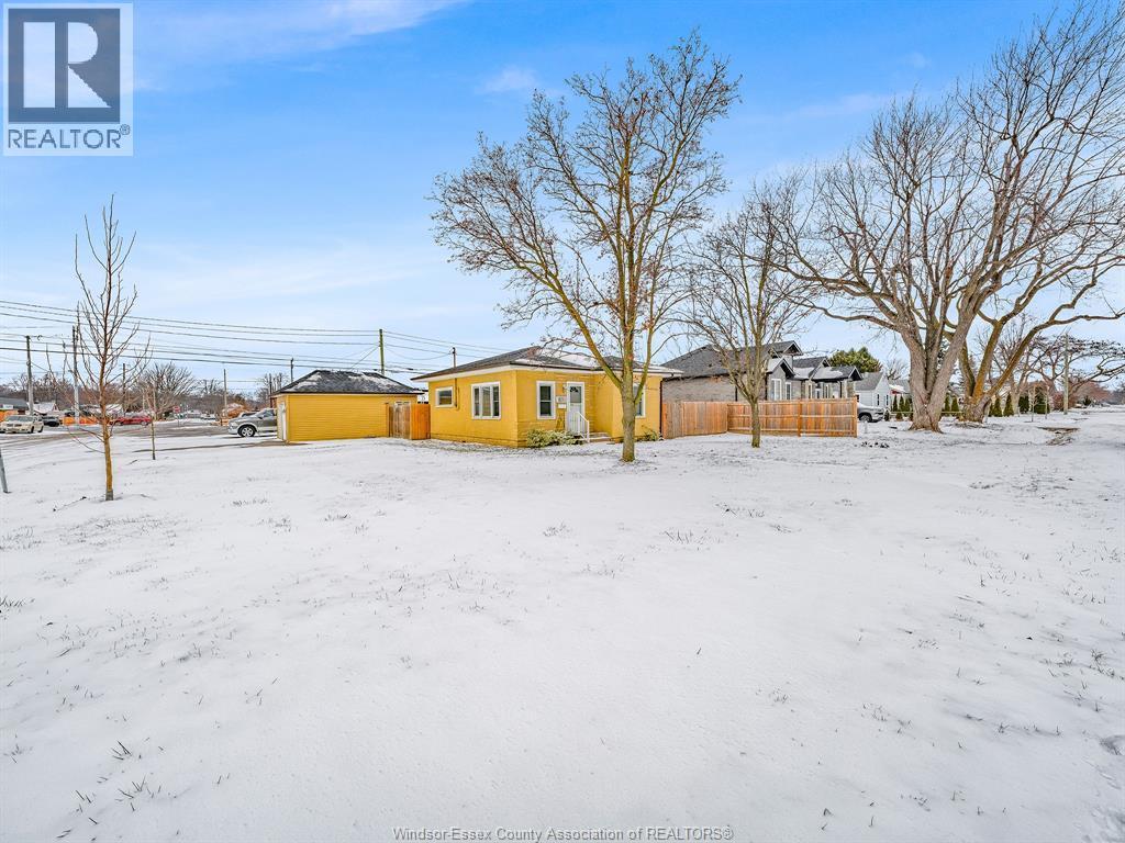 3691 Riberdy Road, Windsor, ON - Outdoor